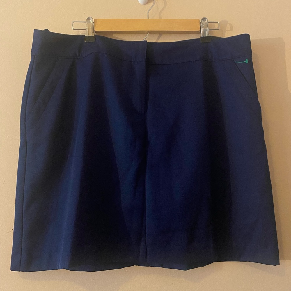 NWOT Women’s IZOD Golf Skort NAVY Size 14